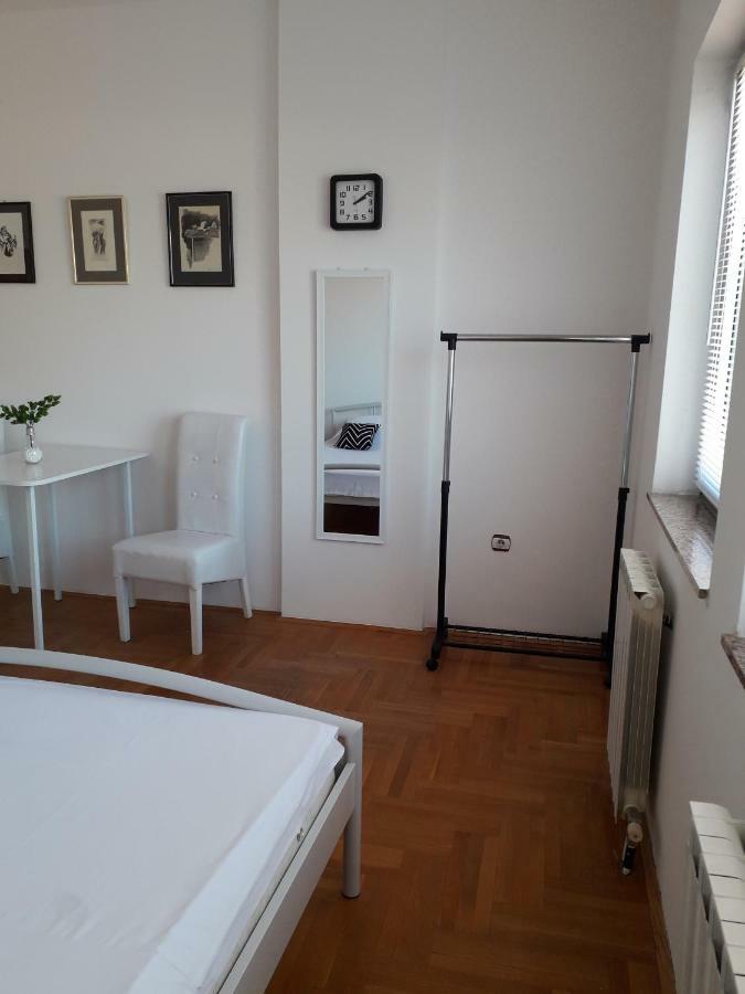 Apartman Dunja Ns 2 Нови Сад Екстериор снимка