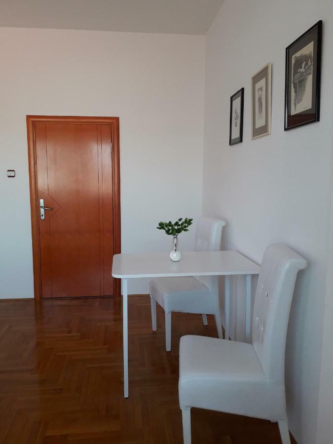 Apartman Dunja Ns 2 Apartment Нови Сад Екстериор снимка